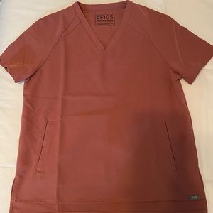 Figs mauve scrub set